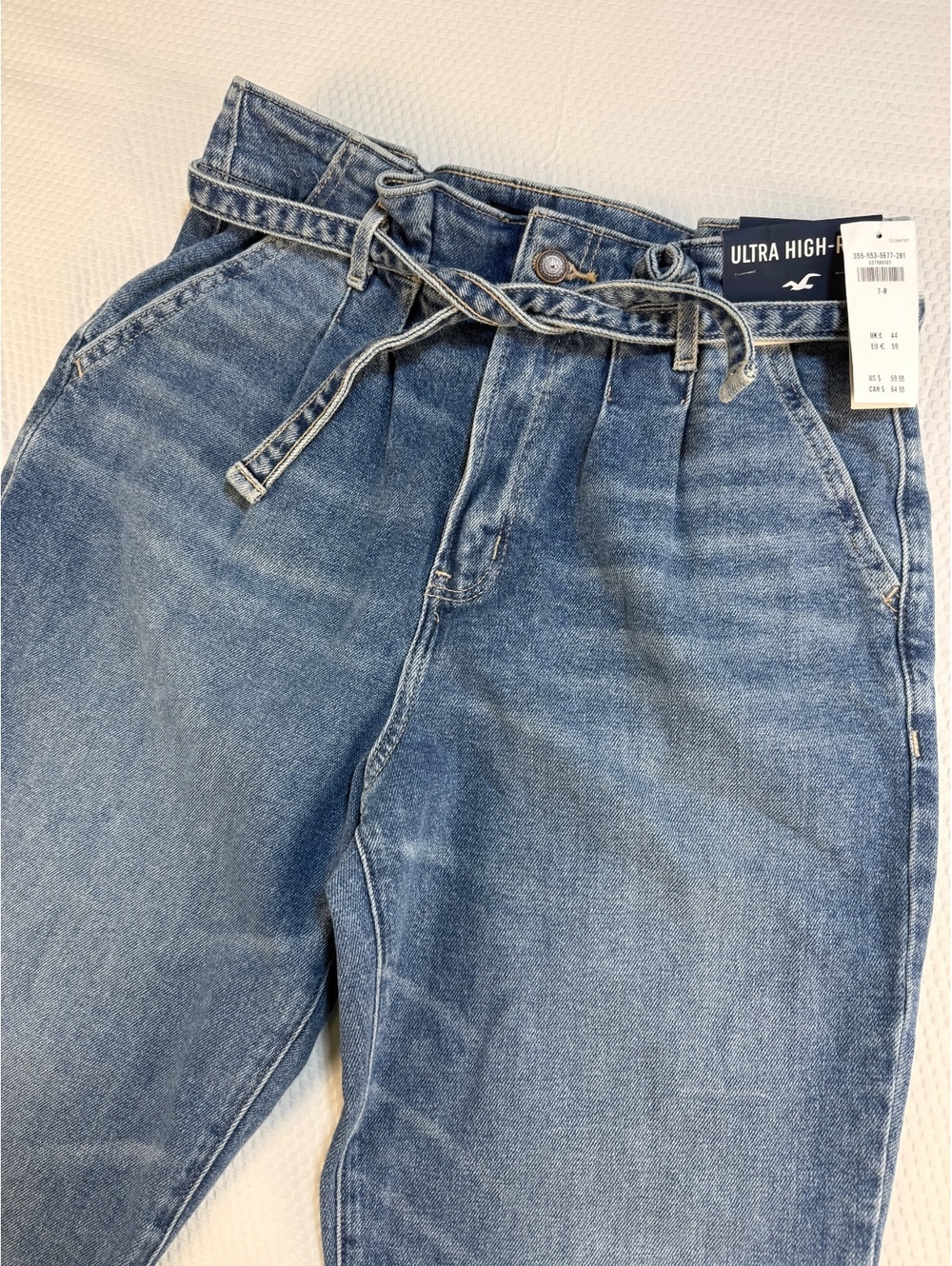 Hollister New 7R W28 L27 Ultra High Rise Mom Jeans Belted 90s Style Paperbag
